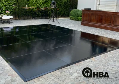 Alquilar Pista de baile Lisa negra - HBA Creative Group
